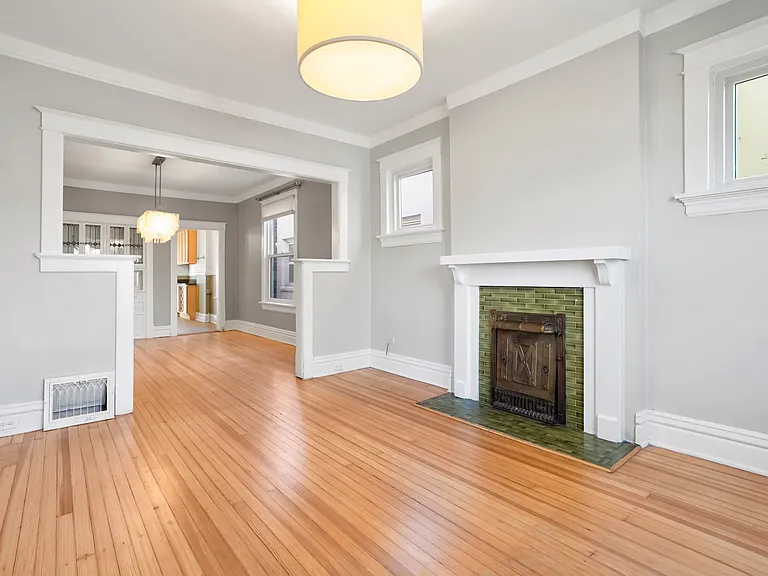 584 N Lafayette St — Photo 1