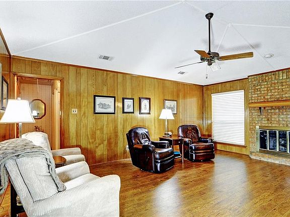 4th image of 7107 Abilene Dr