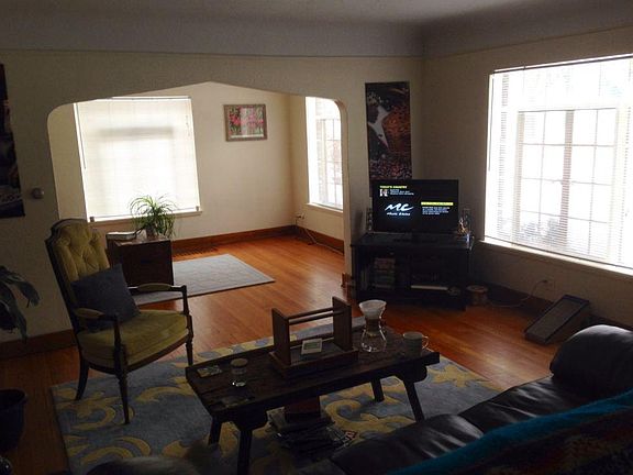 2nd image of 2019 Wealthy St SE #2
