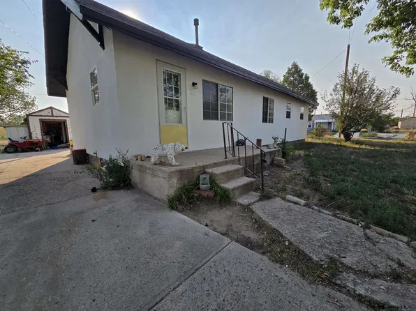 817 W 9th St, Cheyenne, WY 82007