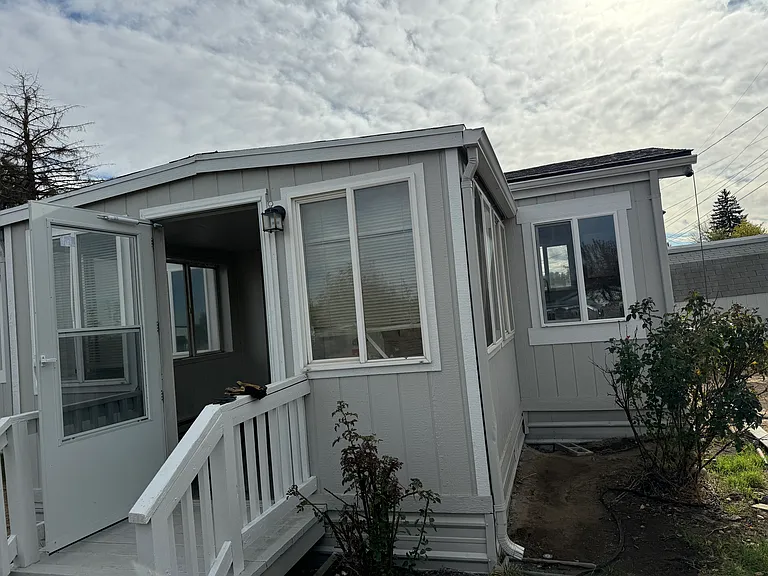 4350 Sun Dr NE — Photo 5
