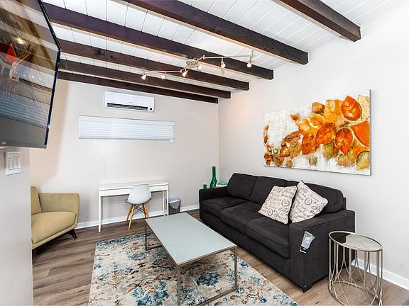 4th image of 5365 E Ocean Blvd APT B