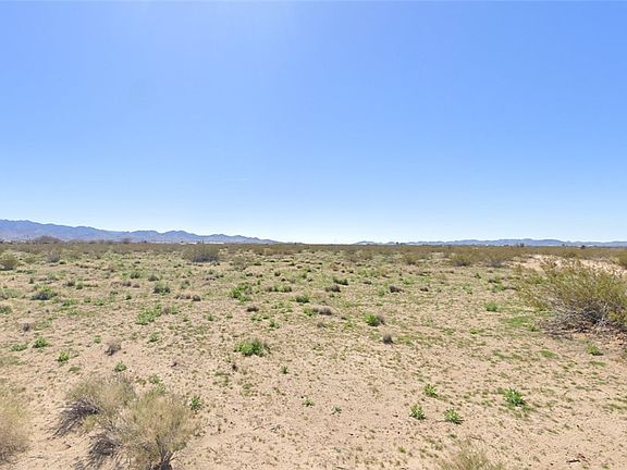 3rd image of Lot 72 W 6th Street