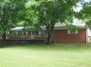 203 Holbrook Dr, Clinton, TN 37716