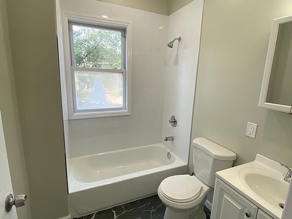 3rd image of 128 N 15th St #1.5