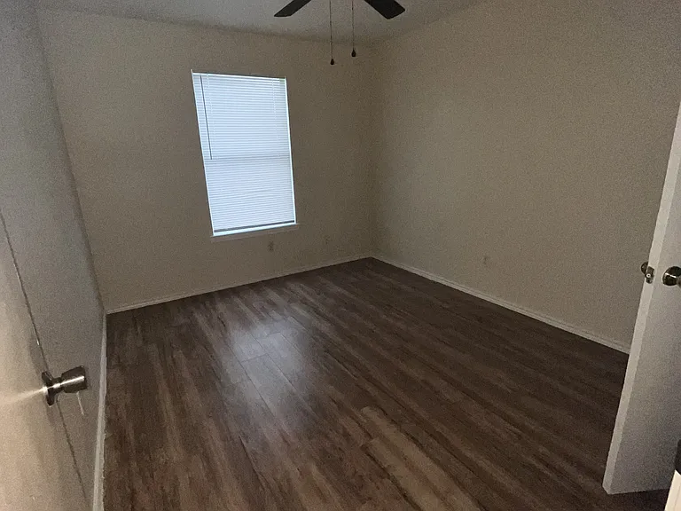 1604 Benttree Dr #A — Photo 14