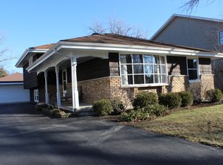 4707 Stonewall Ave, Downers Grove, IL 60515