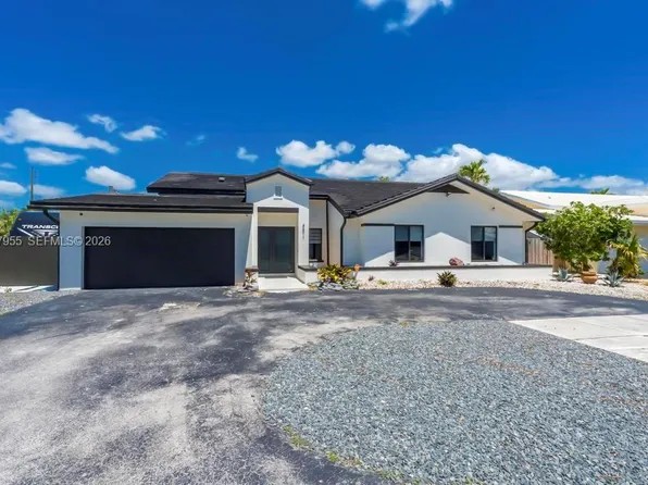 8611 SW 82nd Ter, Miami, FL 33143