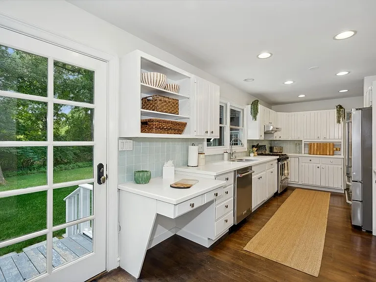 71 Cove Hollow Rd — Photo 12