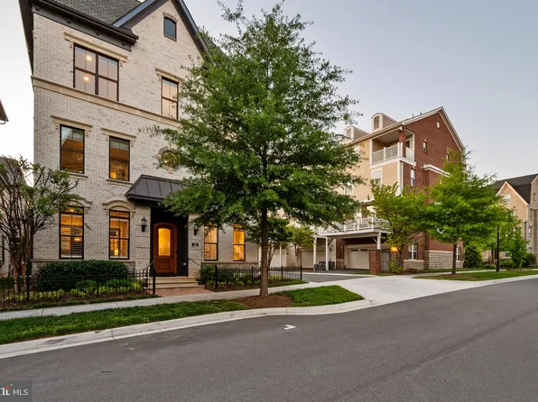 311 Strummer Ln, Gaithersburg, MD 20878