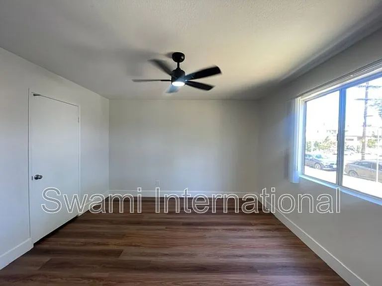 345 E Stepney St #6 — Photo 14