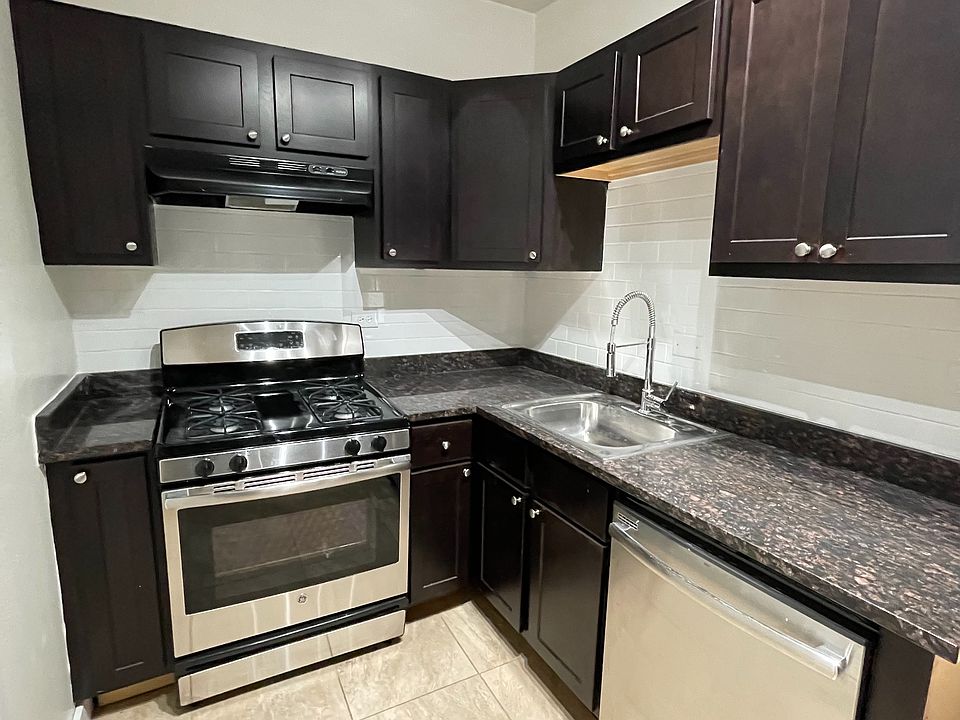 1st image of 5235 N Winthrop Ave APT 5