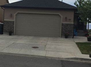 49 N Peach St, Santaquin, UT 84655