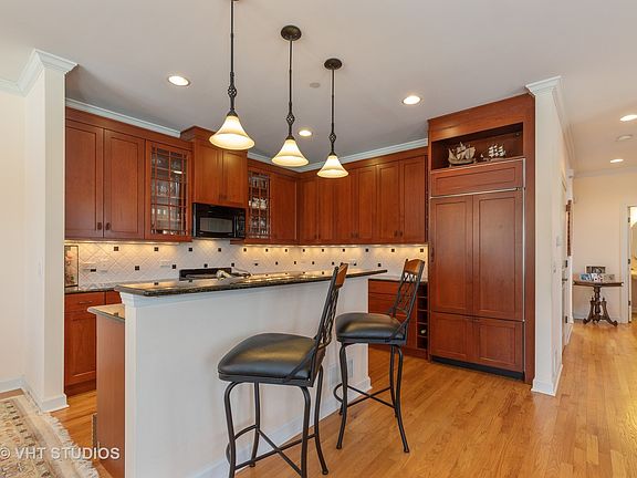 5th image of 1931 Lynn Cir