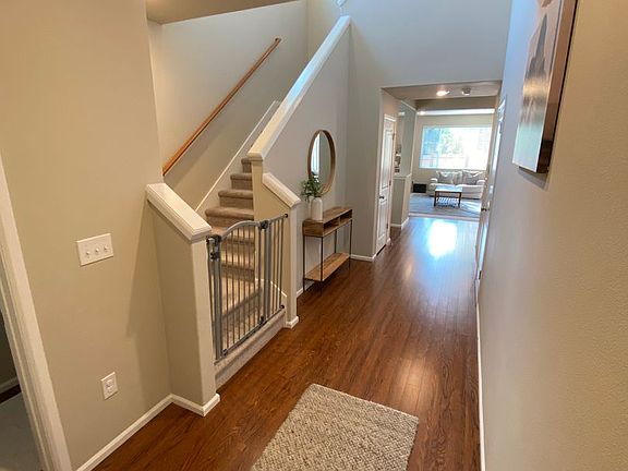 2nd image of 8647 Spartacus St NE