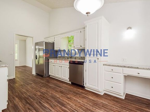 5th image of 4520 Forrest Bend Ct