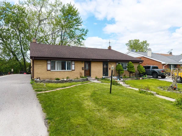 9476 Terrace Pl, Des Plaines, IL 60016