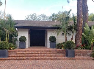 1075 Shadow Hill Way, Beverly Hills, CA 90210