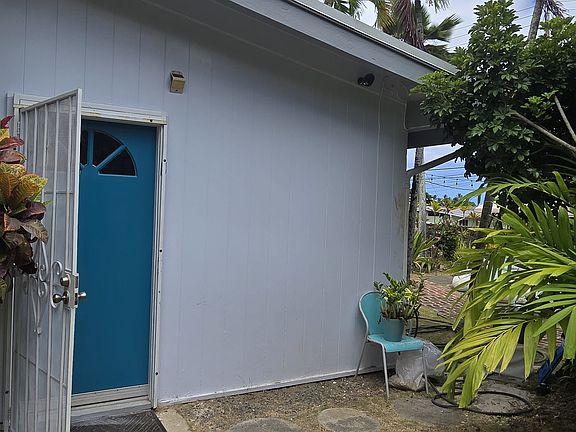 3rd image of 19 Ilikupono St