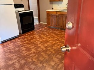 112 Sayles St, Southbridge, MA 01550