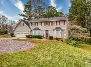 4063 Pinewood Ter NW, Lilburn, GA 30047