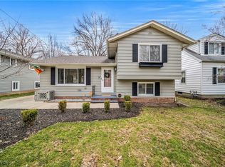 16 Waban Rd, Timberlake, OH 44095