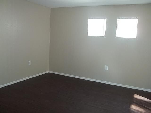 2nd image of 1203 Sea Cliff Way