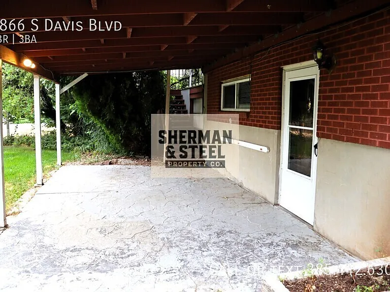 1866 S Davis Blvd — Photo 78