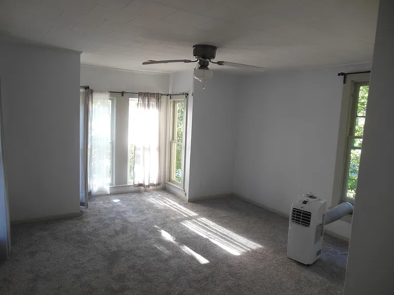 1322 Tennessee St — Photo 7