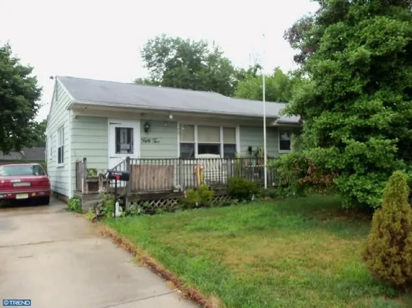 52 Nassau Rd, Lumberton, NJ 08048