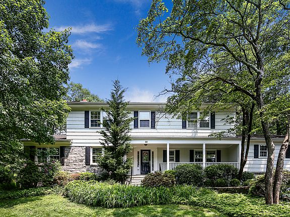 93 Taylor Lane