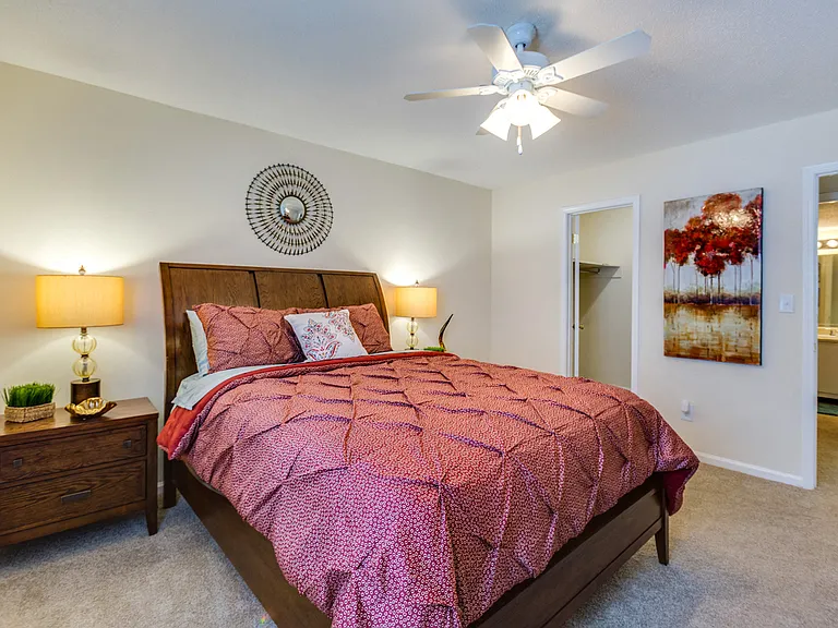 High Country Apartments — Photo 13