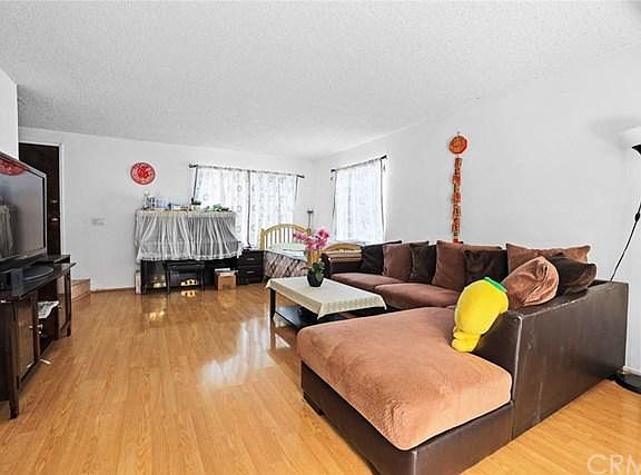4th image of 343 S New Ave APT A