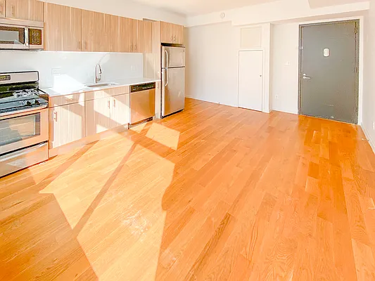 Rented by MySpaceNYC | media 34