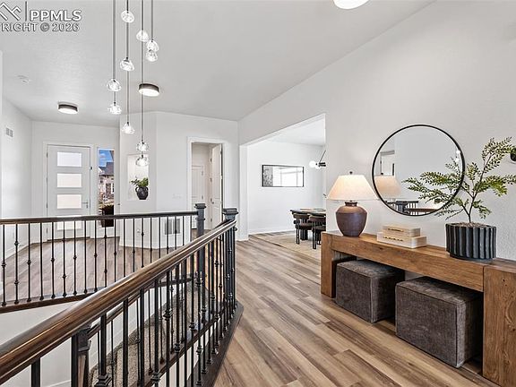 4th image of 6341 Deco Dr