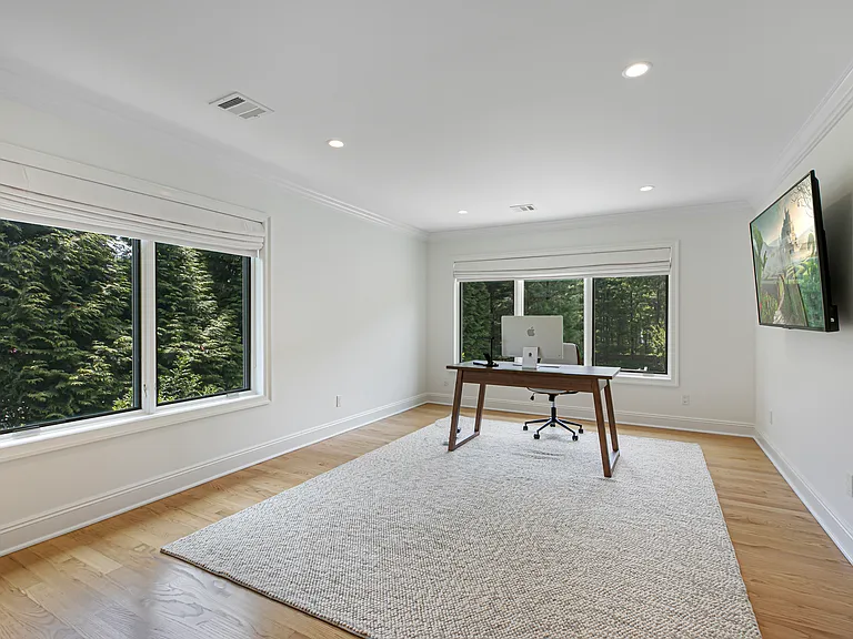 31 E Gate Rd — Photo 12