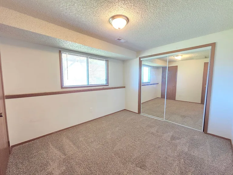 1707 N Glenn Ct — Photo 17
