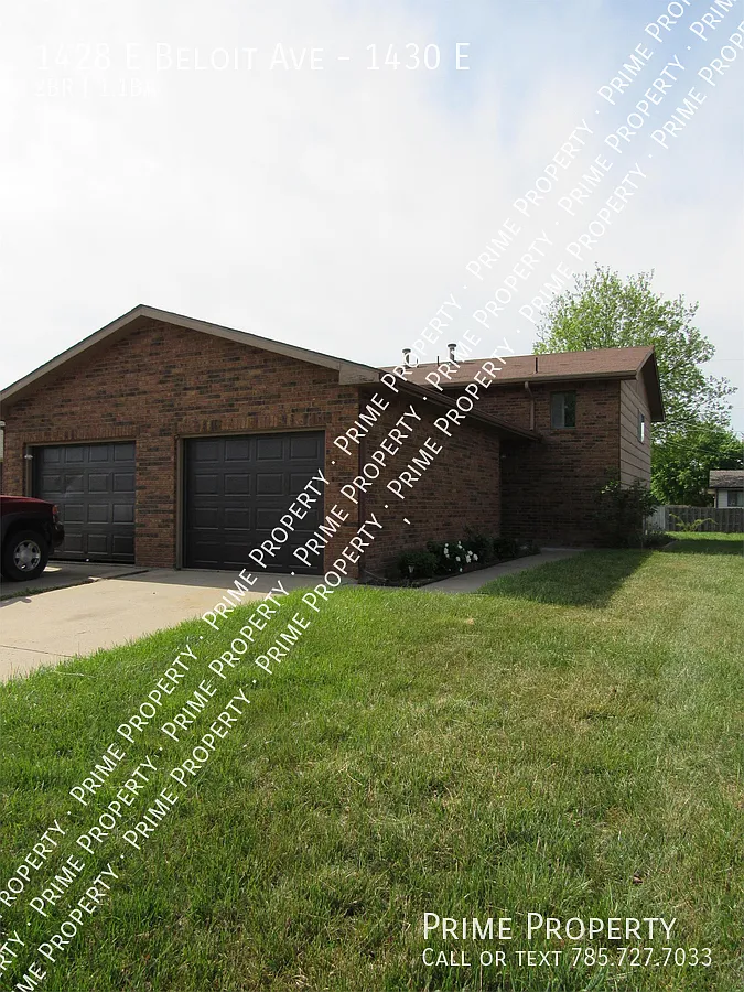 2 bed, 1.5 bath, 1095 sqft, $1,200 — Photo 4
