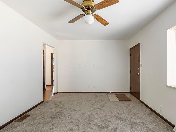 4th image of 2291 E Howard Rd