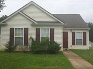 2714 Blackberry Ridge Ln, Charlotte, NC 28208