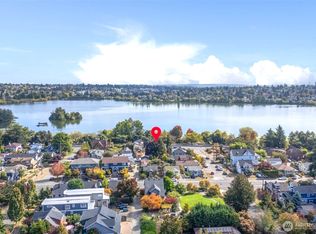 6707 Aurora Ave N, Seattle, WA 98103