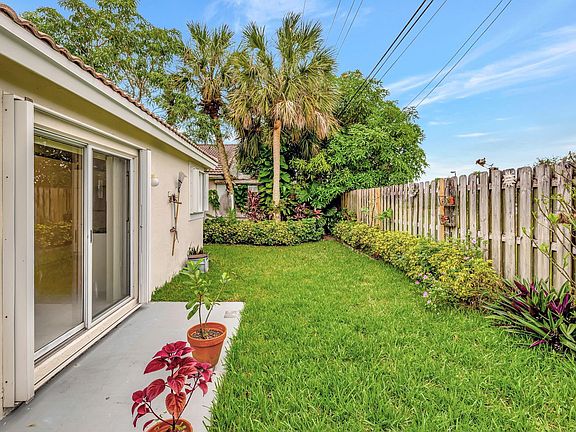 5th image of 2520 NW 80th Avenue