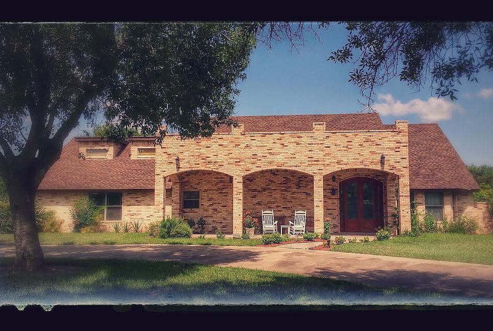 1st image of 132 Creekbend Dr
