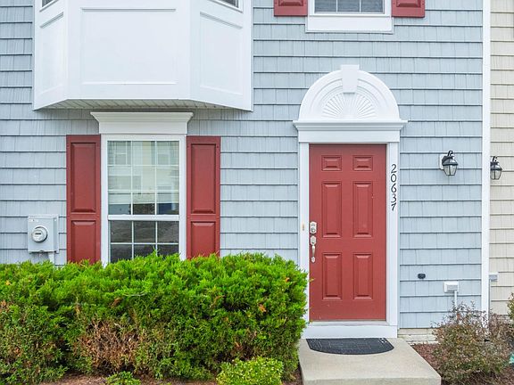 3rd image of 20637 Albermarle Ln