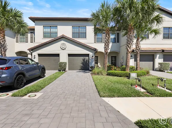 15171 Sunny Day Dr, Bradenton, FL 34211