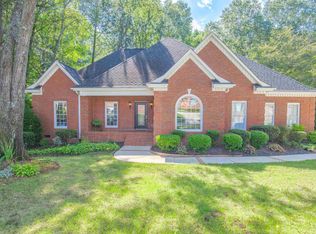 12 Meadow Springs Ln, Greer, SC 29650