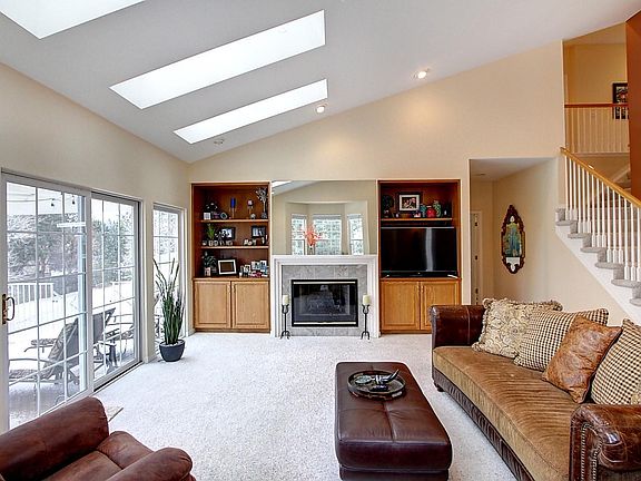 5th image of 4545 S Monaco St Unit 445