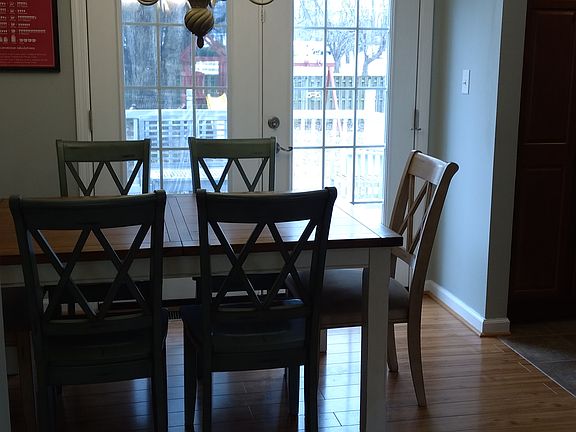 4th image of 1213 Lafayette Close