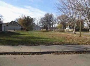 523 3rd St NW, Minot, ND 58703