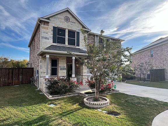 2nd image of 628 Lady Swiss Ln